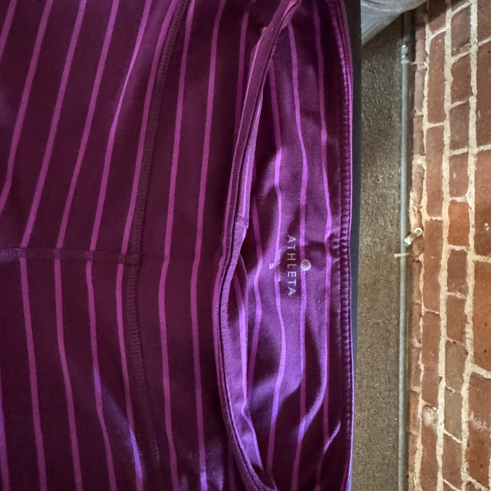 Athleta Violet and Plum Striped capri Leggings